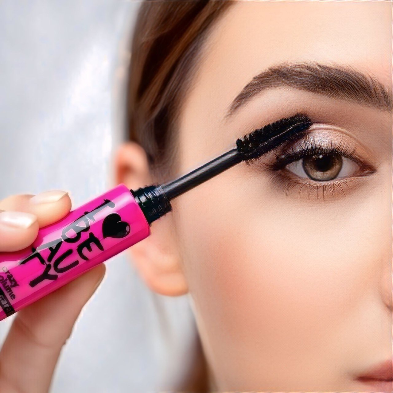 SHEDOES Crazy Volume Mascara – Waterproof, Smudge-Free, Long-Lasting
